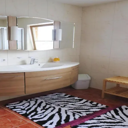 Emberger, Σπίτι διακοπών Fügen